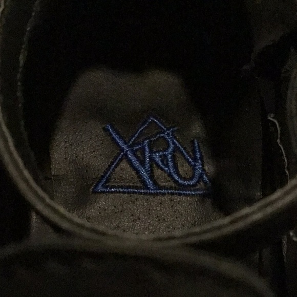 YRU SHOES - Picture 14 of 14